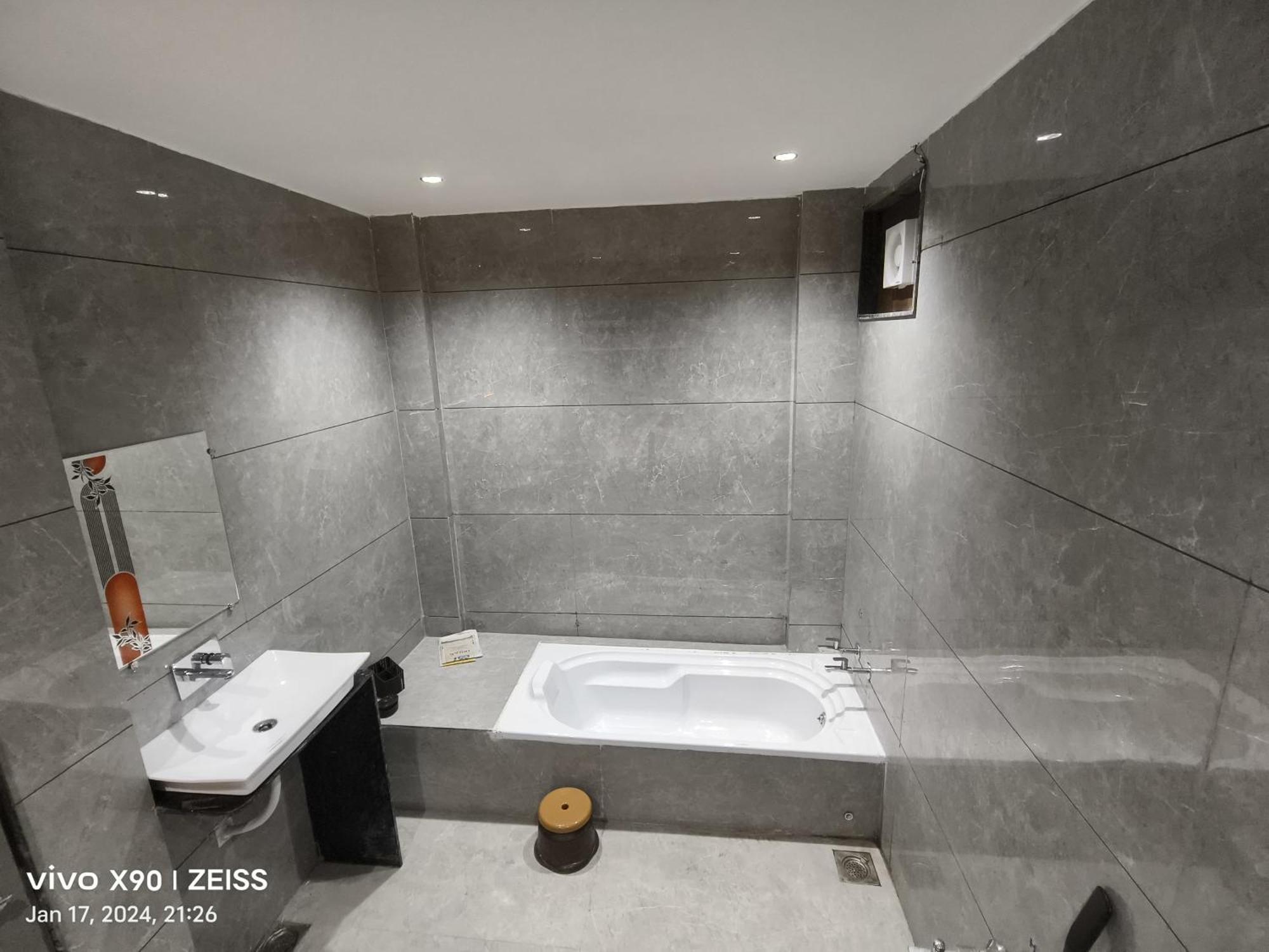 Hotel The Grand Khodiyar Visnagar Esterno foto